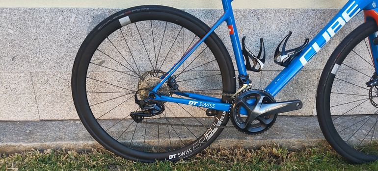 Brugt CUBE ATTAIN GTC SL 2023 2023 Road & Gravel — billede 2 af 13