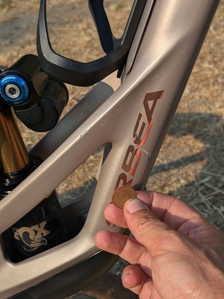 Orbea Rallon E-TEAM 2026 2026 Mountainbike usato, Grigio chiaro — immagine 7 di 9