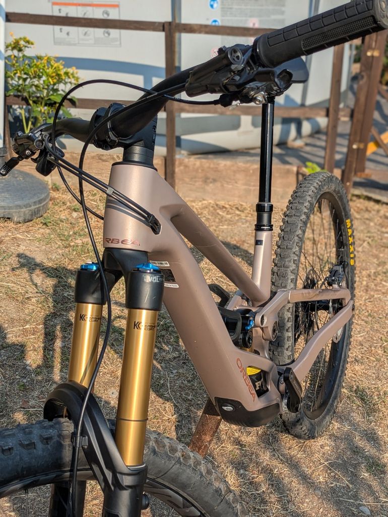 Orbea Rallon E-TEAM 2026 2026 Mountainbike usato, Grigio chiaro — immagine 3 di 9