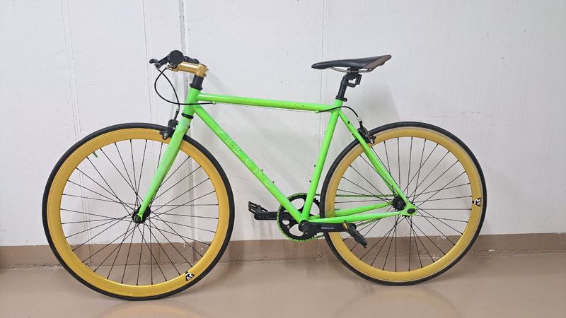 Vilano Custom Single Speed / Fixed Gear 2010 Road & Gravel usato