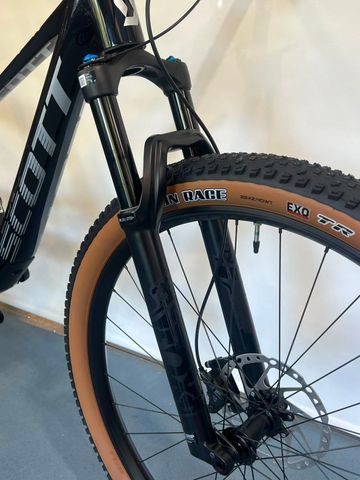 Used Scott Spark RC Comp 2024 2024 Mountainbike, Blue, 29 — image 6 of 8