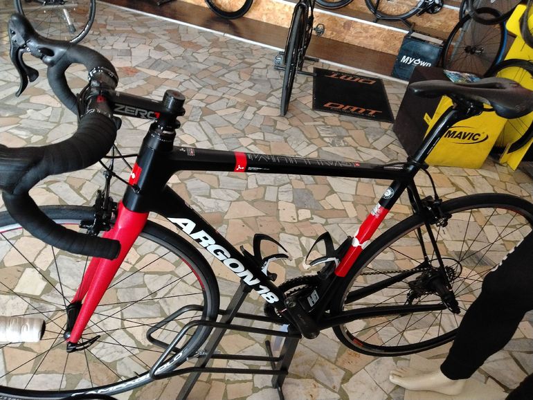 Used Argon 18 Gallium Campagnolo Record 2020 Road & Gravel, Black — image 2 of 5