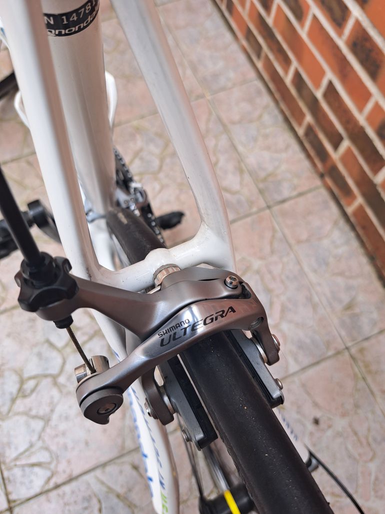 Used Cannondale CAAD 9 2010 Road & Gravel, White — image 3 of 6