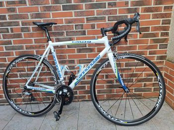 Used Cannondale CAAD 9 2010 Road & Gravel, White — image 2 of 6