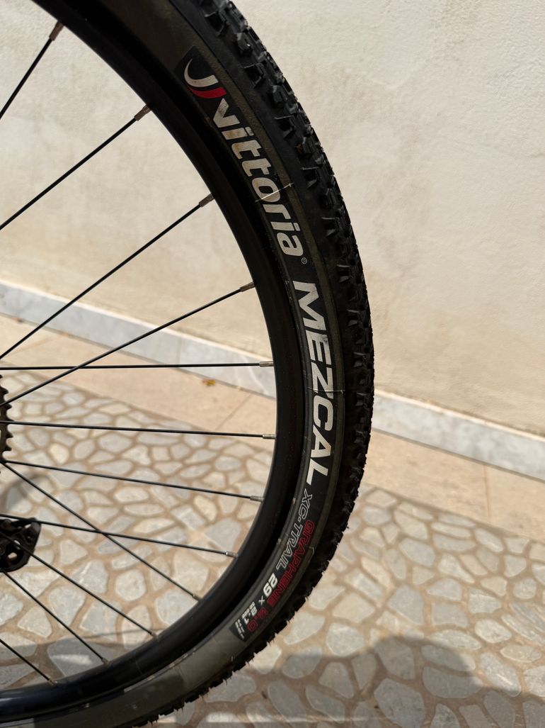 Used Bergamont Revox 7 2021 2021 Mountainbike, Black, 29 — image 9 of 11