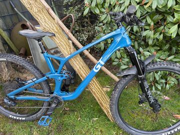 Used GT Sensor SRAM GX 2023 Mountainbike, Blue, 29 — image 1 of 9