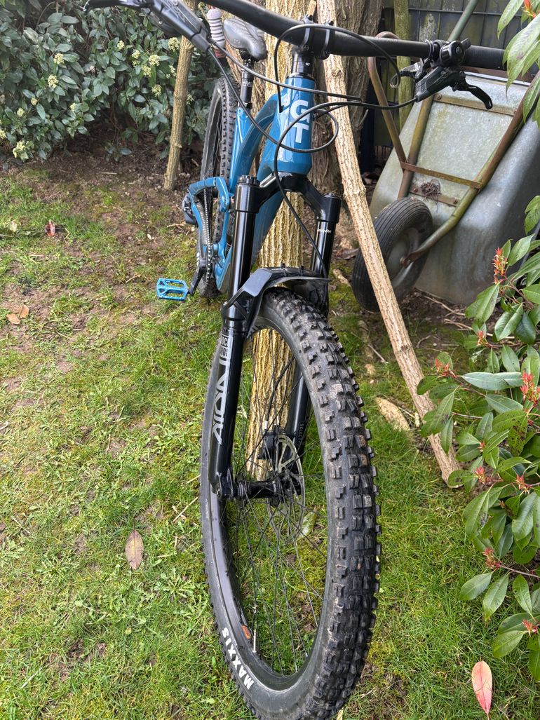 Brugt GT Sensor Carbon Pro 2024 2024 Mountainbike — billede 8 af 9
