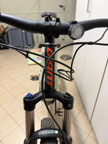 Used Giant Fathom E+ 2 2022 2022 Mountainbike, Green, 29 — image 5 of 13