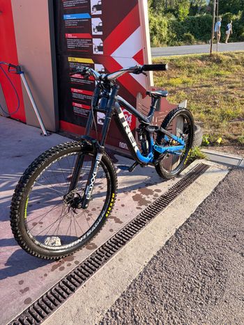 Trek Session 9 X01 2025 2025 Mountainbike d'occasion — image 6 sur 8