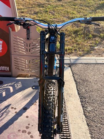 Used Trek Session SRAM X01 2025 Mountainbike, Blue — image 4 of 7