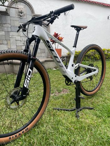 Gebrauchtes Scott Spark RC Pro 2022 2022 Mountainbike, Weiß, 29 — Bild 4 von 10