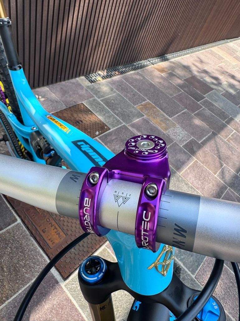 Brugt Ibis Cycles Ripmo V2 2023 Mountainbike — billede 2 af 6