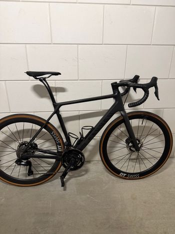 Canyon Endurace CF SLX 9 Di2 2022 2022 Road & Gravel d'occasion