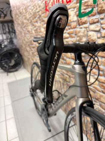 Używany Trek Domane SL 6 2021 2021 Road & Gravel — zdjęcie 9 z 10