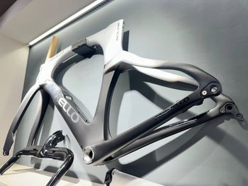 Pinarello Bolide F TR FRAMEKIT 2025 Frameset 2025 Road & Gravel usato, Bianco — immagine 10 di 10