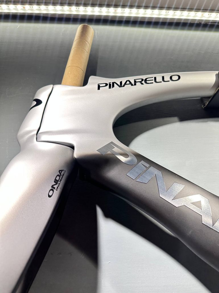 Pinarello Bolide F TR FRAMEKIT 2025 Frameset 2025 Road & Gravel usato, Bianco — immagine 5 di 10