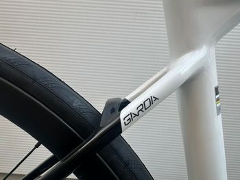 Brugt Wilier Garda 2024 2024 Road & Gravel — billede 4 af 9