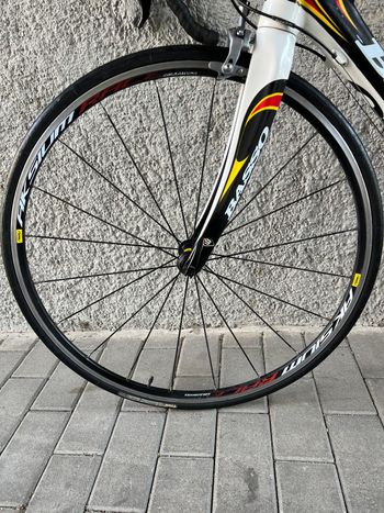 Tweedehands Basso Full Carbon 2017 Road & Gravel — afbeelding 6 van 20