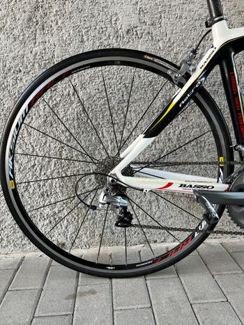 Tweedehands Basso Full Carbon 2017 Road & Gravel — afbeelding 12 van 20