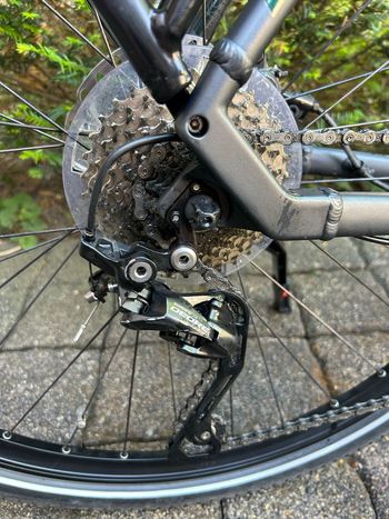 Tweedehands Raleigh Custom Shimano Deore 2019 Urban — afbeelding 3 van 6