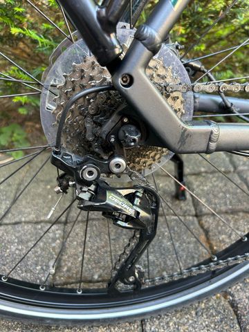 Used Raleigh Custom Shimano Deore 2019 Urban, Black — image 3 of 6