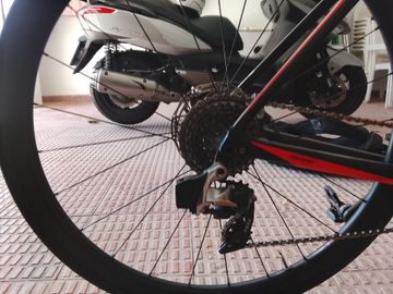 Used Specialized Roubaix 2016 Road & Gravel, Black — image 3 of 5