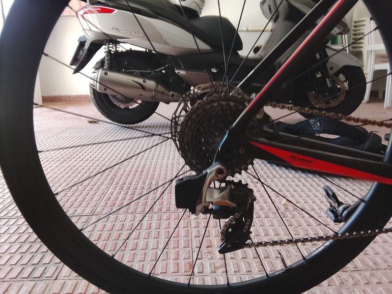 Used Specialized Roubaix 2016 Road & Gravel, Black — image 3 of 5