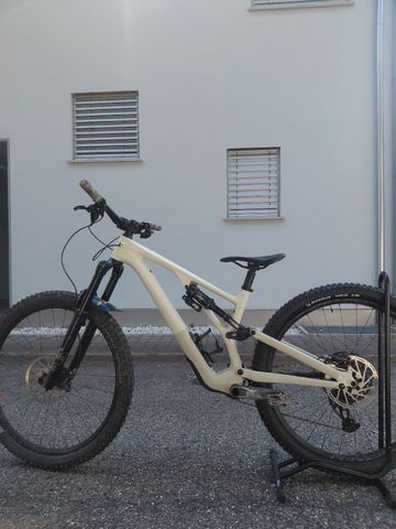 Używany Specialized Stumpjumper EVO Expert - SRAM GX Eagle AXS, FOX Performance Elite 2023 2023 MTB