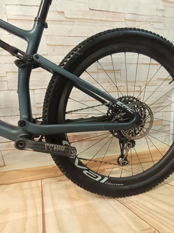 Used Specialized Epic Expert 2021 2021 Mountainbike, Blue — image 7 of 9