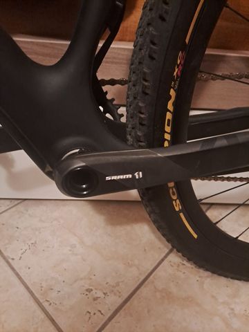 Lapierre pro race sat 7.9 Custom Shimano Deore XT 2023 Mountainbike usato, Nero — immagine 5 di 30