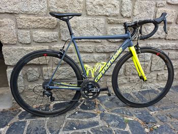 Cannondale Caad 12 105 2018 2018 Road & Gravel usato