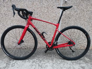 Giant Revolt Shimano GRX 2022 2022 Road & Gravel d'occasion