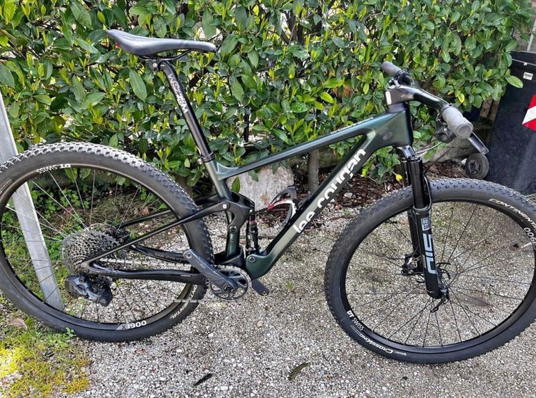 Käytetty Lee Cougan Custom SRAM GX Eagle AXS 2022 Mountainbike — kuva 2 / 8