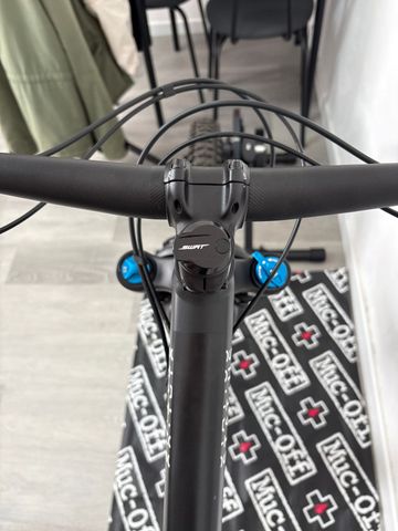 Tweedehands Specialized Status 170 2 2024 2024 Mountainbike — afbeelding 28 van 29