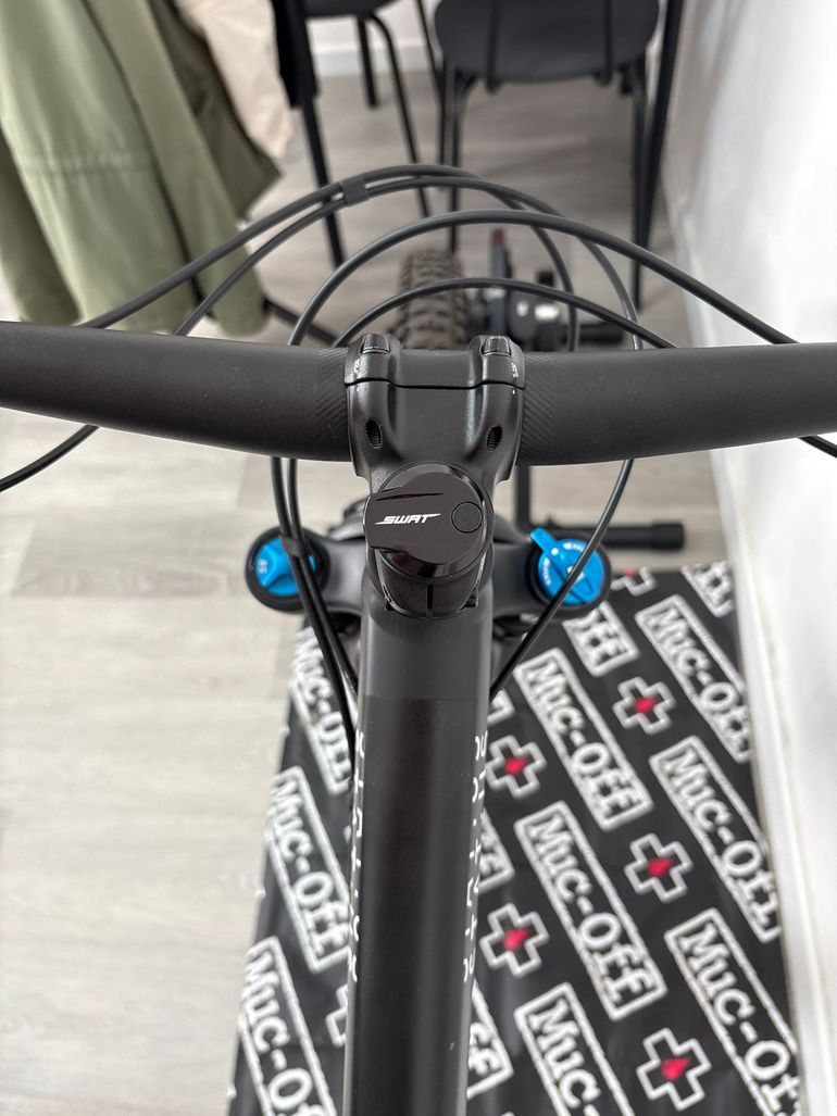 Gebrauchtes Specialized Status 170 2 2024 2024 Mountainbike, Schwarz, 29, 27.5 — Bild 28 von 29
