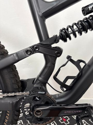 Tweedehands Specialized Status 170 2 2024 2024 Mountainbike — afbeelding 15 van 29