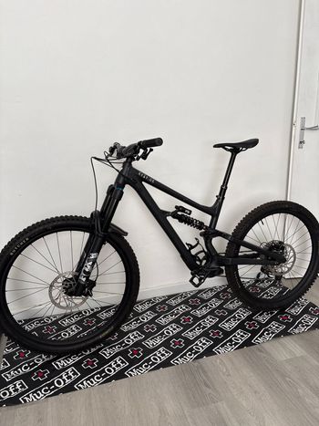 Gebrauchtes Specialized Status 170 2 2024 2024 Mountainbike, Schwarz, 29, 27.5 — Bild 2 von 29