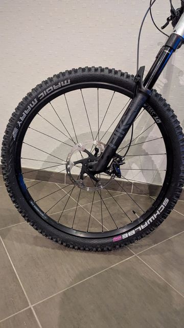 Used Canyon Stoic 4 2024 2024 Mountainbike, Light Gray — image 4 of 10