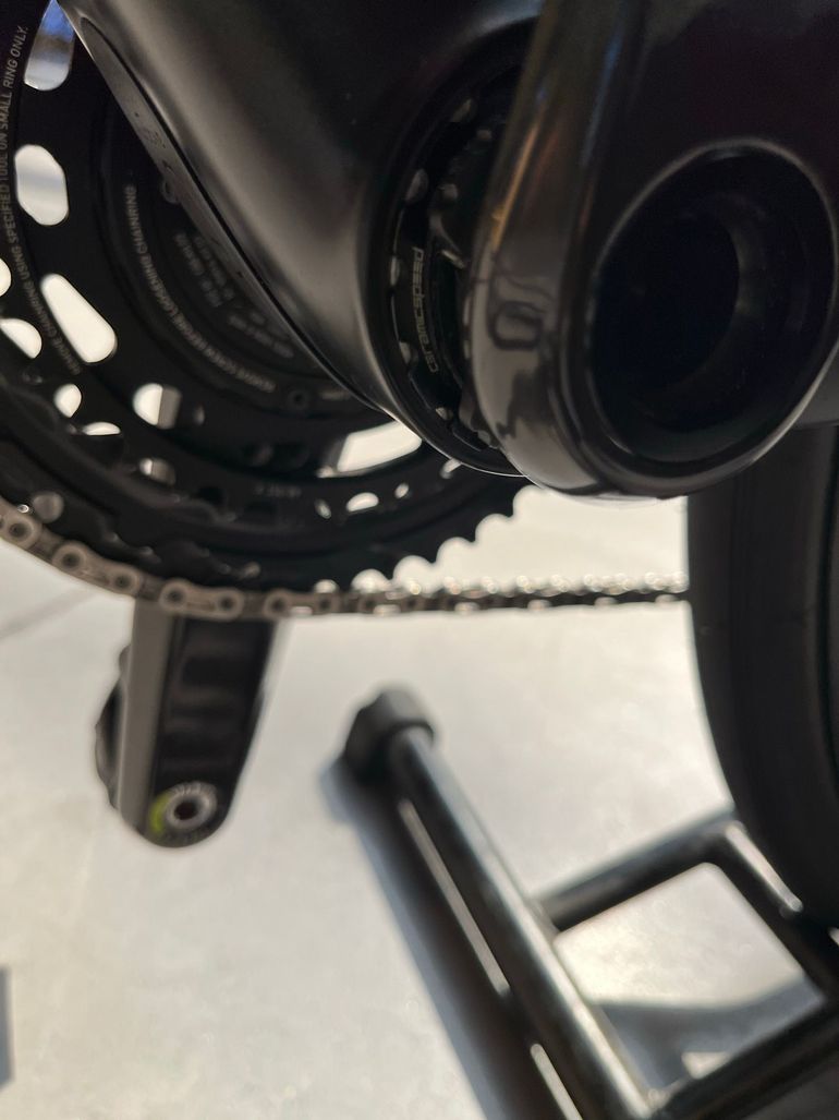 Brugt Trek Madone SRAM Force eTap AXS 2026 Road & Gravel — billede 4 af 9