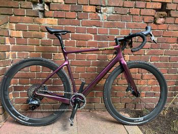 Cervélo Aspero SRAM Force eTap AXS 2022 Road & Gravel usato, Viola — immagine 2 di 17