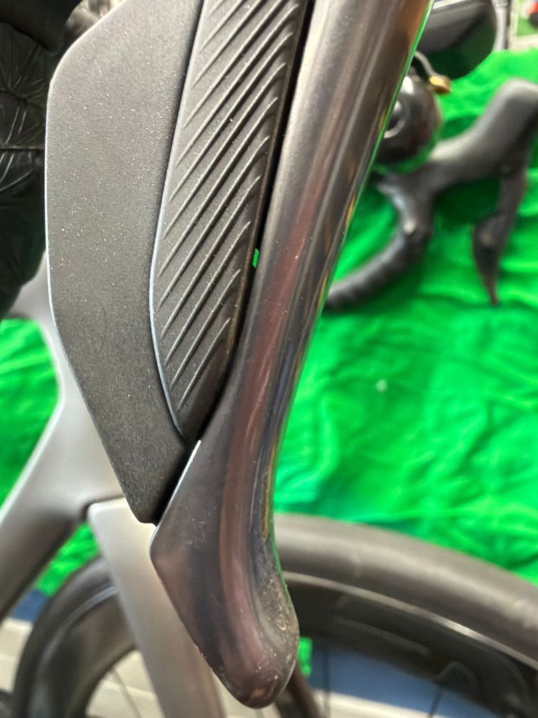 Gebrauchtes Enve Bikes Custom Shimano Ultegra Di2 2023 Road & Gravel, Hellgrau — Bild 4 von 4
