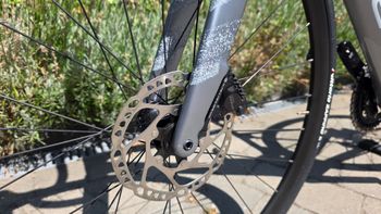 Orbea ORCA M30i 2022 2022 Road & Gravel usato, Grigio chiaro — immagine 12 di 16