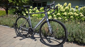 Orbea ORCA M30i 2022 2022 Road & Gravel usato, Grigio chiaro — immagine 2 di 16