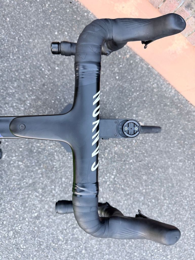 Brugt Canyon Aeroad CF SLX 8 Disc Di2 2023 Frameset 2023 Road & Gravel — billede 4 af 4