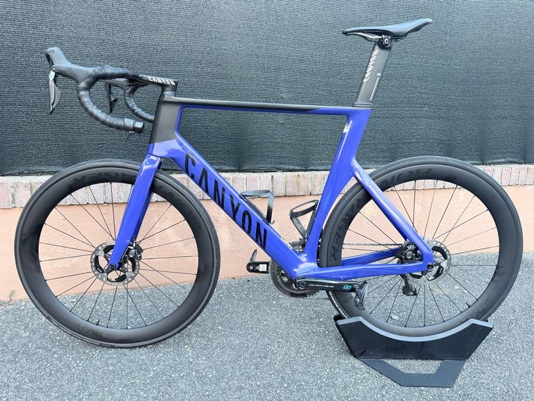 Brugt Canyon Aeroad CF SLX 8 Disc Di2 2023 Frameset 2023 Road & Gravel — billede 1 af 4
