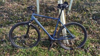 Tweedehands CUBE Custom Shimano Deore LX 2024 Mountainbike — afbeelding 2 van 4