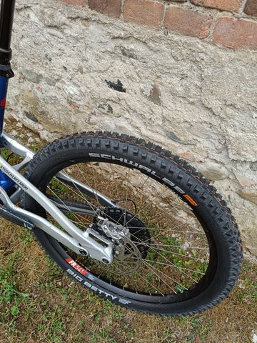 Used YT Custom SRAM GX Eagle 2025 Mountainbike, Red — image 7 of 8