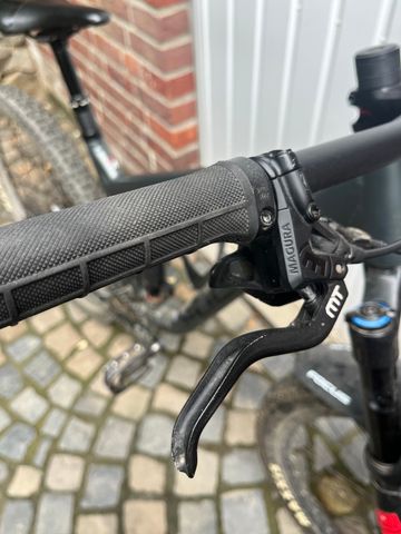 Gebrauchtes Focus JAM 6.8 SEVEN 2019 2019 Mountainbike, Schwarz, 27.5 — Bild 8 von 8