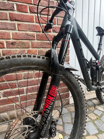 Gebrauchtes Focus JAM 6.8 SEVEN 2019 2019 Mountainbike, Schwarz, 27.5 — Bild 3 von 8