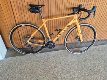 Canyon Grizl CF SL 7 2022 2022 Road & Gravel usato, Arancione — immagine 1 di 6